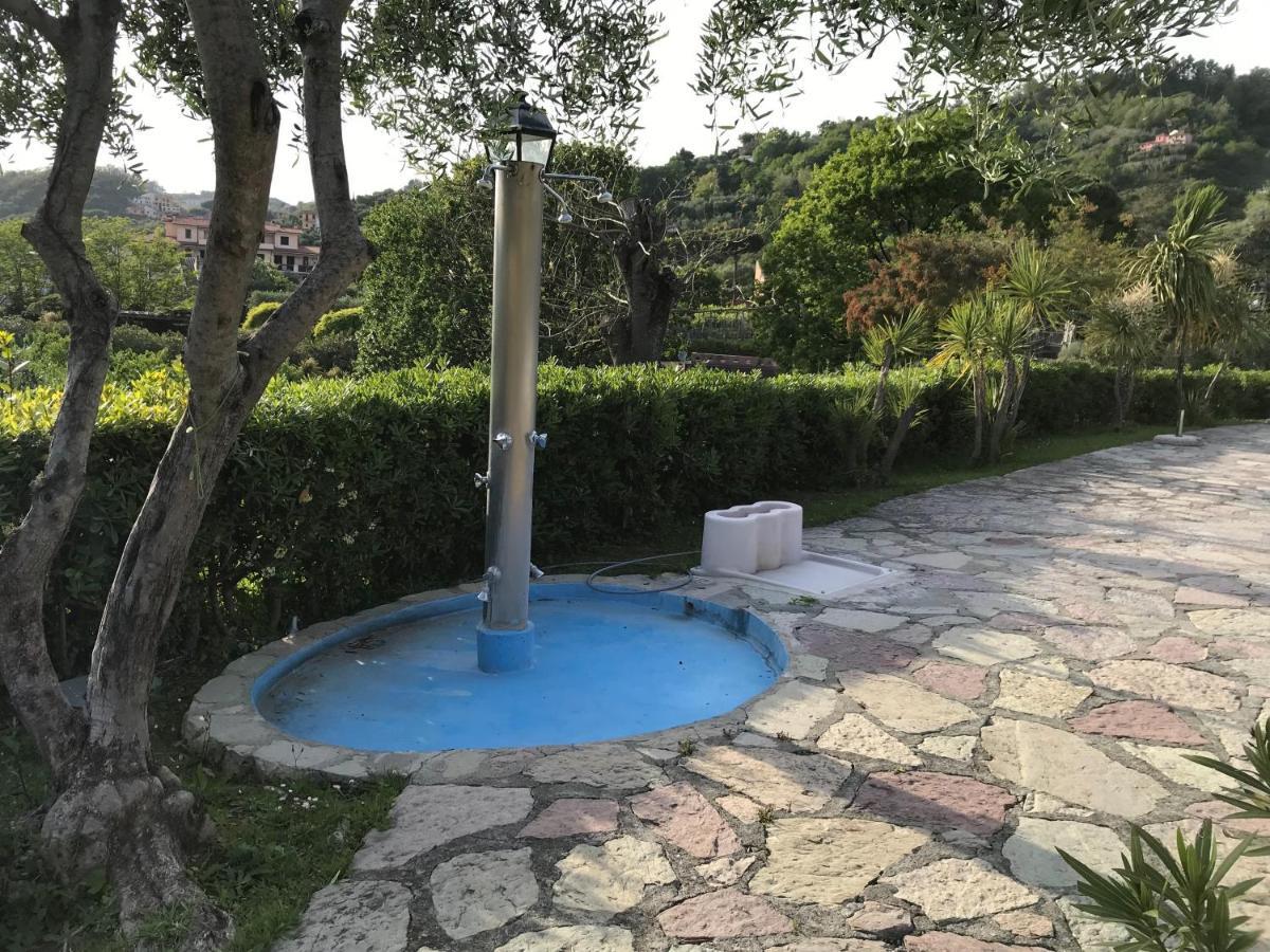 La Casa Fra Gli Ulivi Apartment เลริชี ภายนอก รูปภาพ